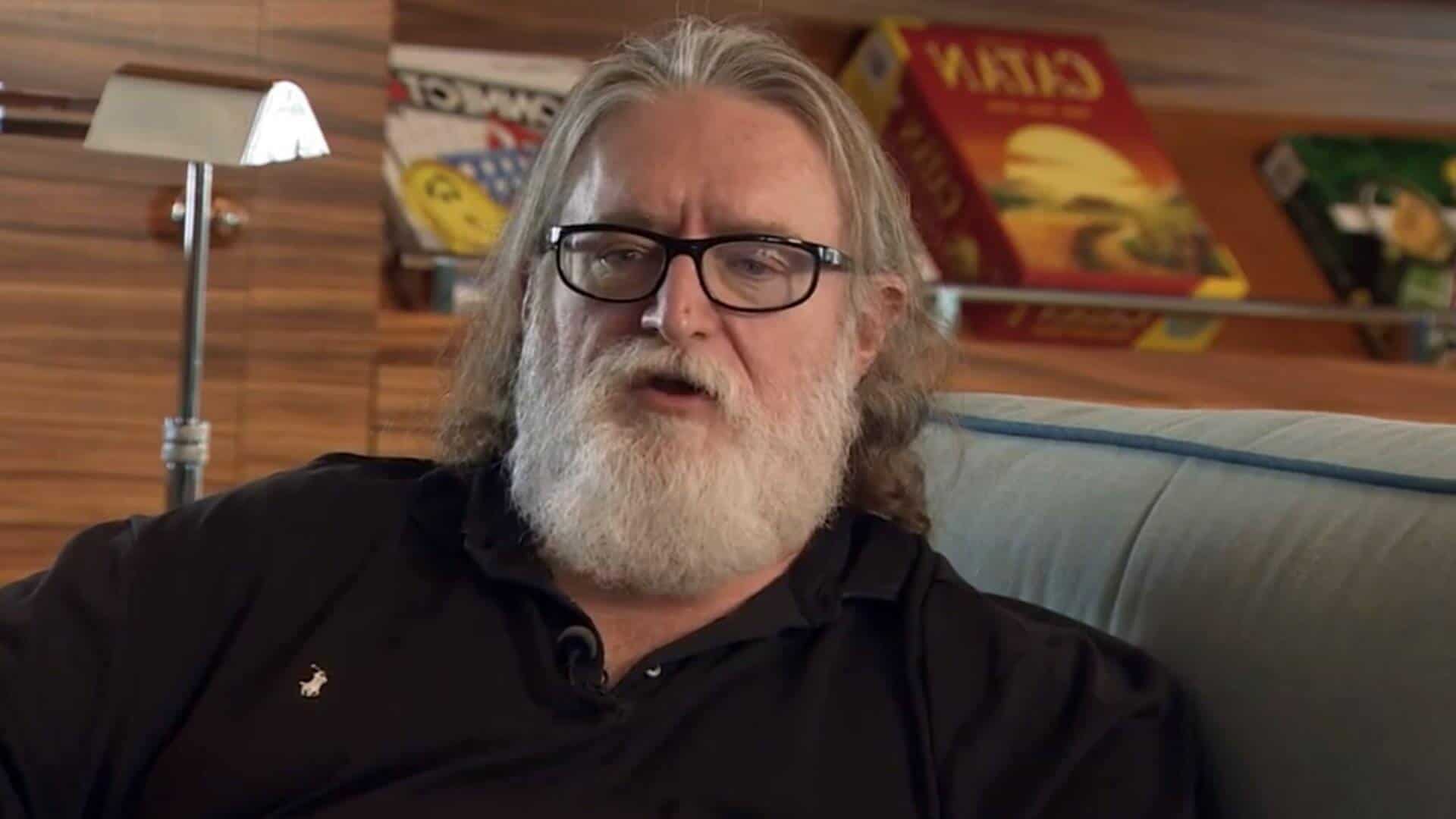 Valve CEO'su Gabe Newell, Konsollara Göz Kırptı